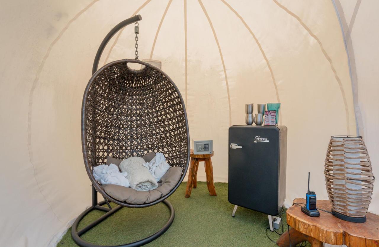 Bubblesky Glamping 40 Min From Medellin Hotel เอล เรติโร ภายนอก รูปภาพ