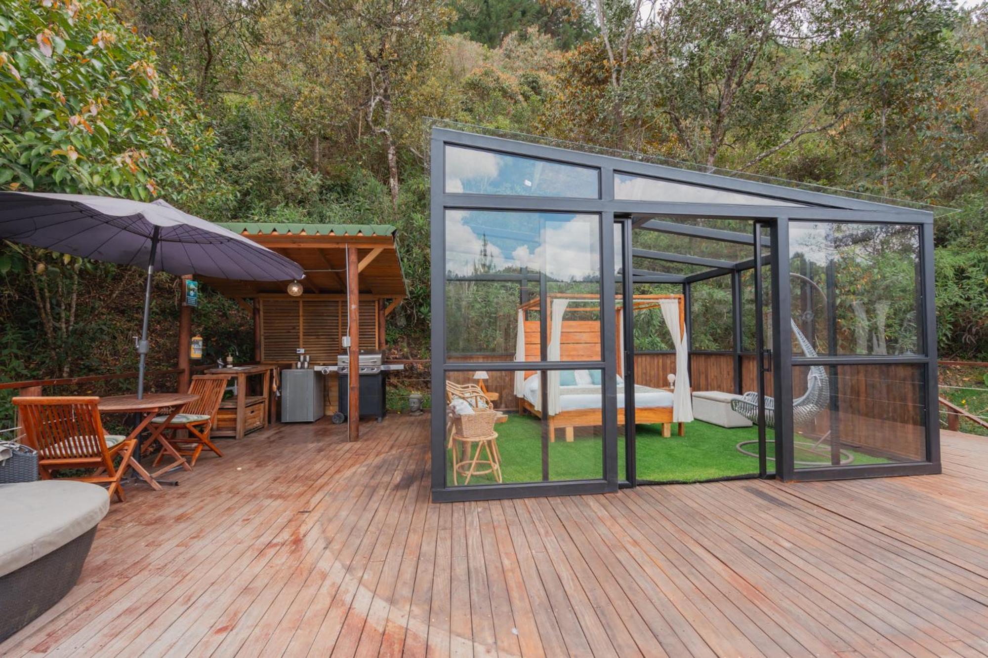 Bubblesky Glamping 40 Min From Medellin Hotel เอล เรติโร ภายนอก รูปภาพ