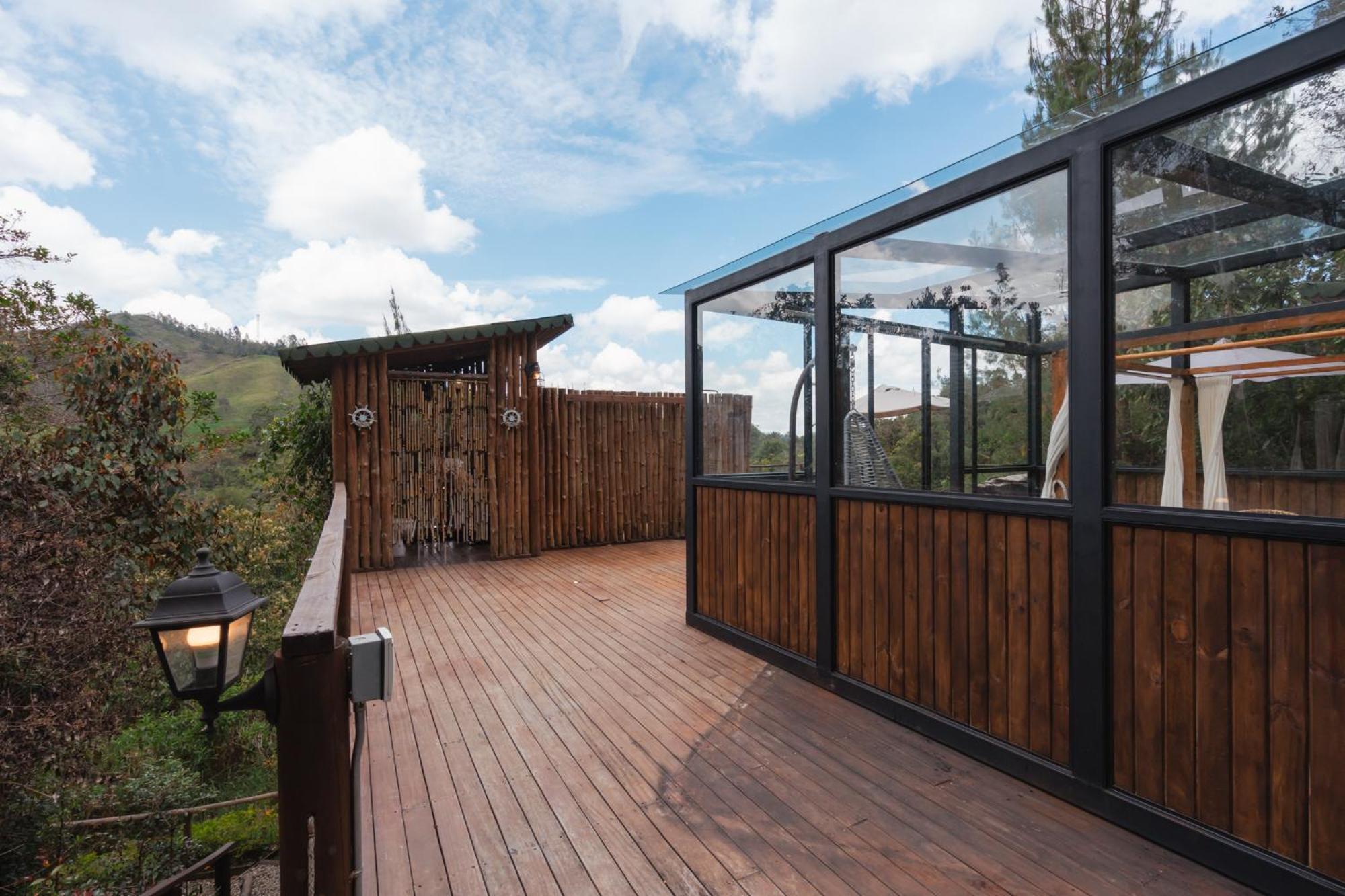 Bubblesky Glamping 40 Min From Medellin Hotel เอล เรติโร ภายนอก รูปภาพ